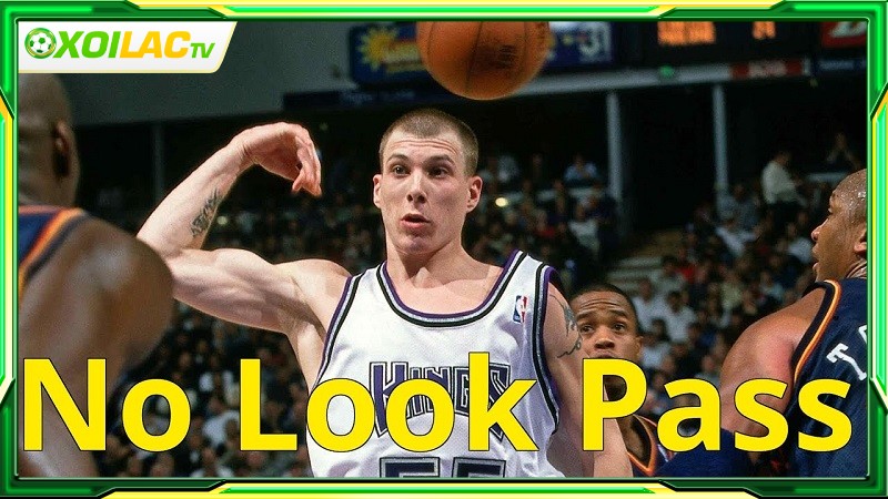 Lịch sử và nguồn gốc kỹ thuật No-Look Pass